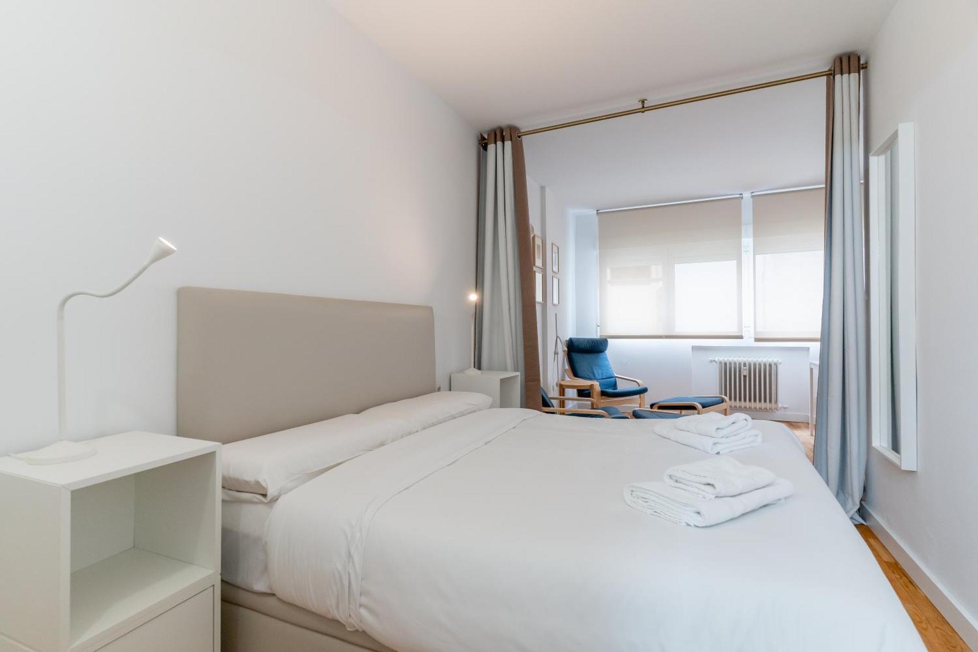 Cozy And Bright-1Bedroom 1Bathroom-Las Letras Мадрид Экстерьер фото